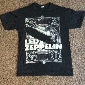 Led Zeppelin shirt